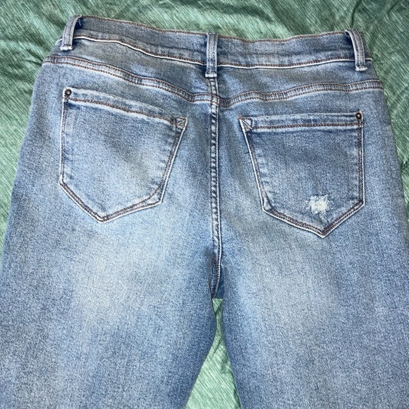 Blue Jeans - Picture 8 of 10